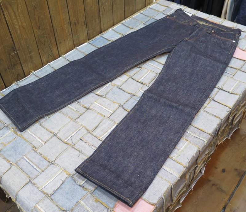 画像4: 【ステュディオ・ダ・ルチザン×ゴジラ】  怪獣大戦争ジーンズ   STUDIO D'ARTISAN GZ-012 リジッド   日本製【日本国内送料無料】  【WORLD WIDE SHIPPING】 【Studio d'Artisan × Godzilla】  Monster War Jeans  STUDIO D'ARTISAN GZ-012 Rigid  Made in Japan (4)