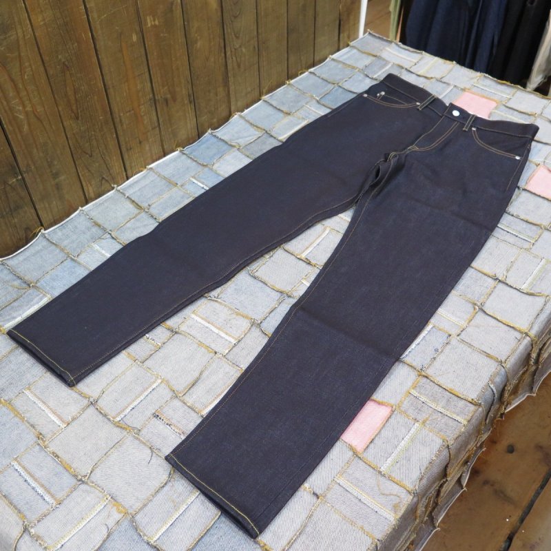 画像2: 【MOMOTARO JEANS】  14.7オンス スタンダード テーパー   ジッパーフライ MMJZ0200   岡山 児島 日本製【日本国内送料無料】  【WORLD WIDE SHIPPING】 【MOMOTARO JEANS】  14.7oz Standard Taper   Zipper Fly MMJZ0200   Made in Japan, Kojima, Okayama (2)