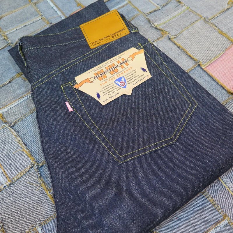 画像1: 【HIZUMI WWII】 S911XX 1940's model  ”歪み”大戦モデル デニムパンツ マーロンスリム マックイーンスリム ALL月桂樹ボタン 日本製 (1)