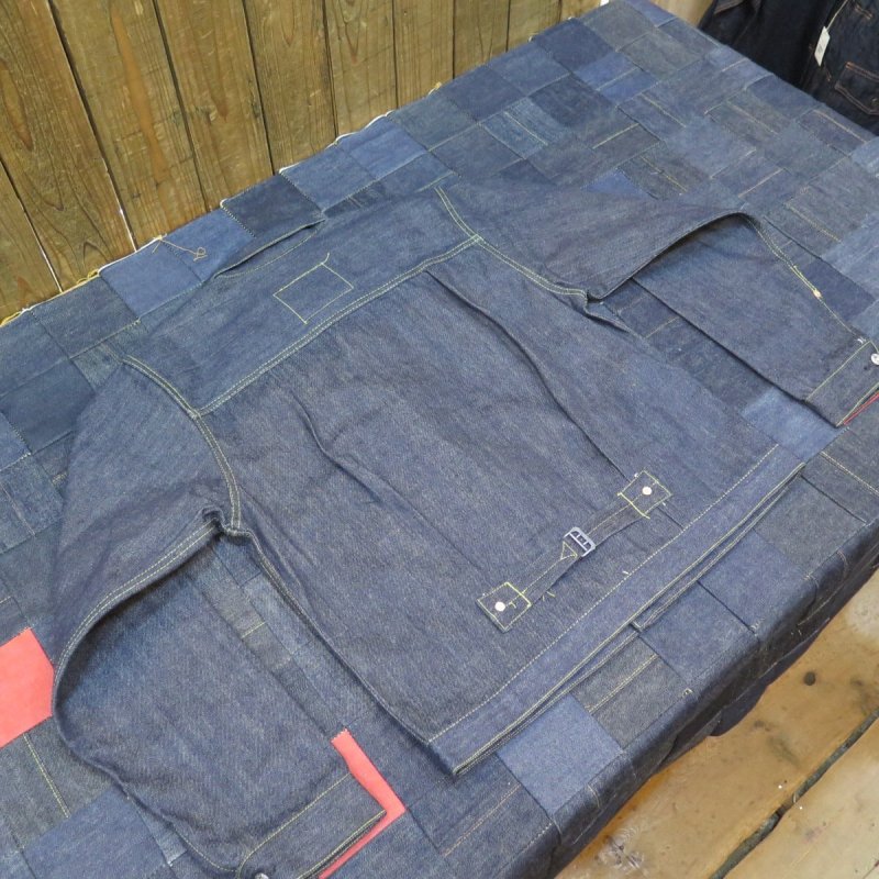 画像2: 【銀行振込】 【HIZUMI WWII】 S906XX 1940's model  ”歪み”大戦モデル デニムジャケット 日本製  【WORLD WIDE SHIPPING】 【HIZUMI WWII】 S906XX 1940's model  “Distortion” WWII Model Denim Jacket Made in Japan (2)