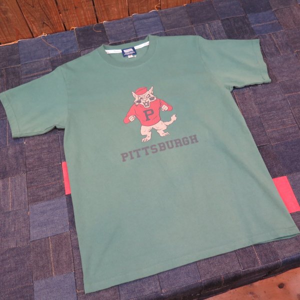 画像1: 【送料無料】 【フェローズ】   PITTSBURGH オールドプリントTシャツ  Pherrow's 24S-PT6 (1)