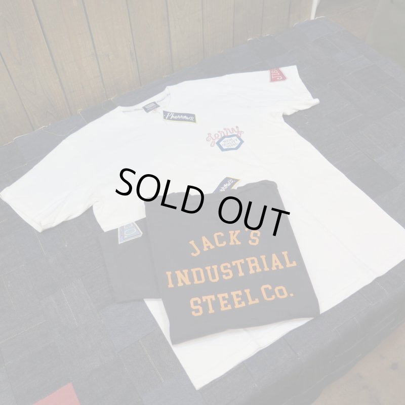 画像1: 【送料無料】 【フェローズ】   インダストリアル企業系   プリントTシャツ 袖ワッペン   Pherrow's 24S-PT3 (1)