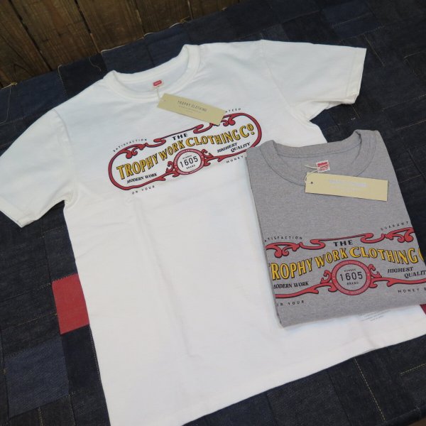 画像1: 【送料360円】 【トロフィークロージング】   15周年ワークロゴ プリントTシャツ   TROPHY CLOTHING TR21SS-210 日本製 (1)