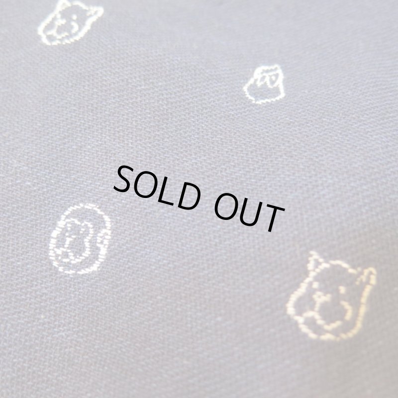 画像7: 【SALE セール商品】 【桃太郎ジーンズ】   ジャガード織 総柄 ボタンダウン長袖シャツ   MOMOTARO JEANS MLS1020M31   日本製 【日本国内送料無料】  【WORLD WIDE SHIPPING】 【SALE】 【Momotaro Jeans】  Jacquard Weave All-Over Pattern Button-Down Long-Sleeve Shirt  MOMOTARO JEANS MLS1020M31  Made in Japan (7)