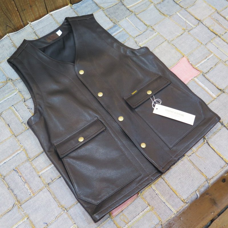画像1: 【トロフィークロージング】 ステアハイド レザーベスト TROPHY CLOTHING TR-YL07 日本製【日本国内送料無料】  【WORLD WIDE SHIPPING】 【Trophy Clothing】 Steerhide Leather Vest TROPHY CLOTHING TR-YL07 Made in Japan (1)
