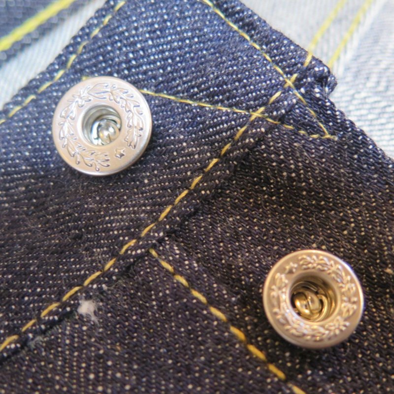 画像1: 【KIWAMI WWII】 ”極み”大戦モデル ストレート デニムパンツ オール月桂樹ボタン 日本製 (1)