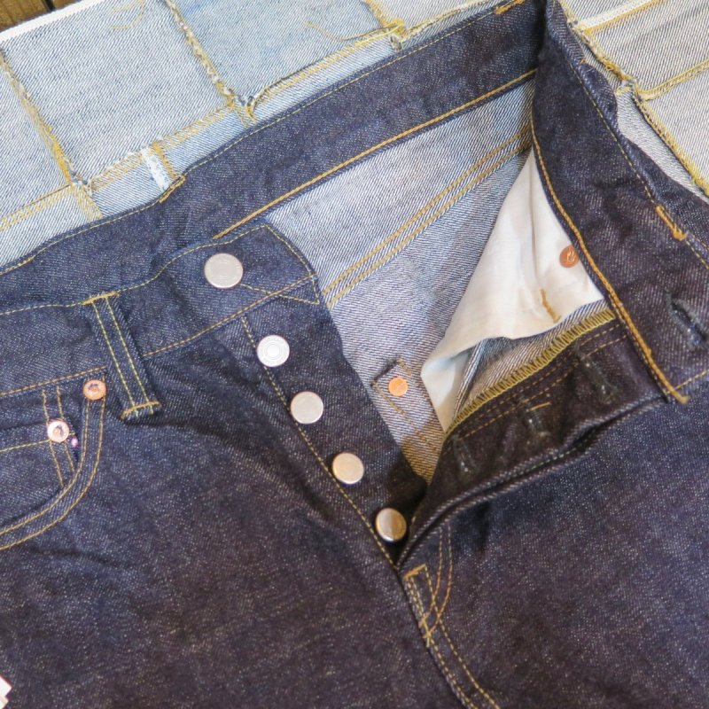画像6: 【MOMOTARO JEANS】  15.7オンス クラシック テーパード   ボタンフライ MMJB0201   岡山 児島 日本製【日本国内送料無料】  【WORLD WIDE SHIPPING】 【MOMOTARO JEANS】  15.7oz Classic Tapered   Button Fly MMJB0201   Made in Japan, Kojima, Okayama (6)