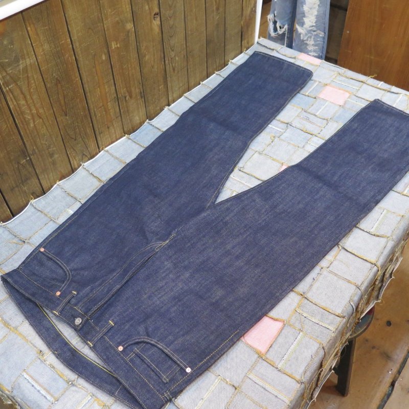 画像4: ＝BIG SIZE＝ 【KIWAMI WWII】 ”極み”大戦モデル ストレート デニムパンツ オール月桂樹ボタン 日本製 (4)