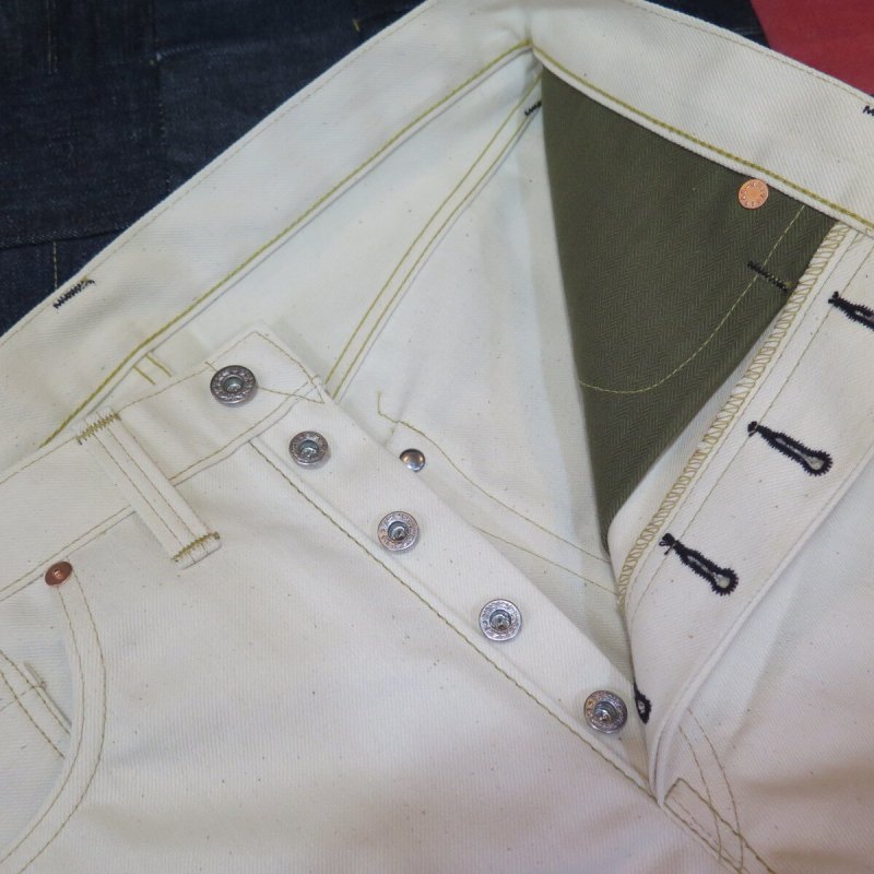 画像4: 明日12/13(土) 10時〜 ＝BIG SIZE＝  【KIWAMI WWII】 ”極み”大戦モデル  ストレート デニムパンツ  Undyed オール月桂樹ボタン 日本製 (4)