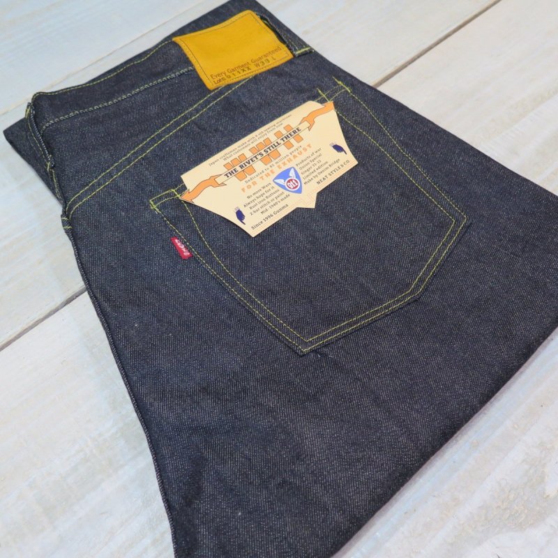 画像2: 【近日入荷】 ＝BIG SIZE＝ 【HIZUMI WWII】  S911XX 1940's model ”歪み”大戦モデル デニムパンツ オール月桂樹ボタン 日本製 (2)