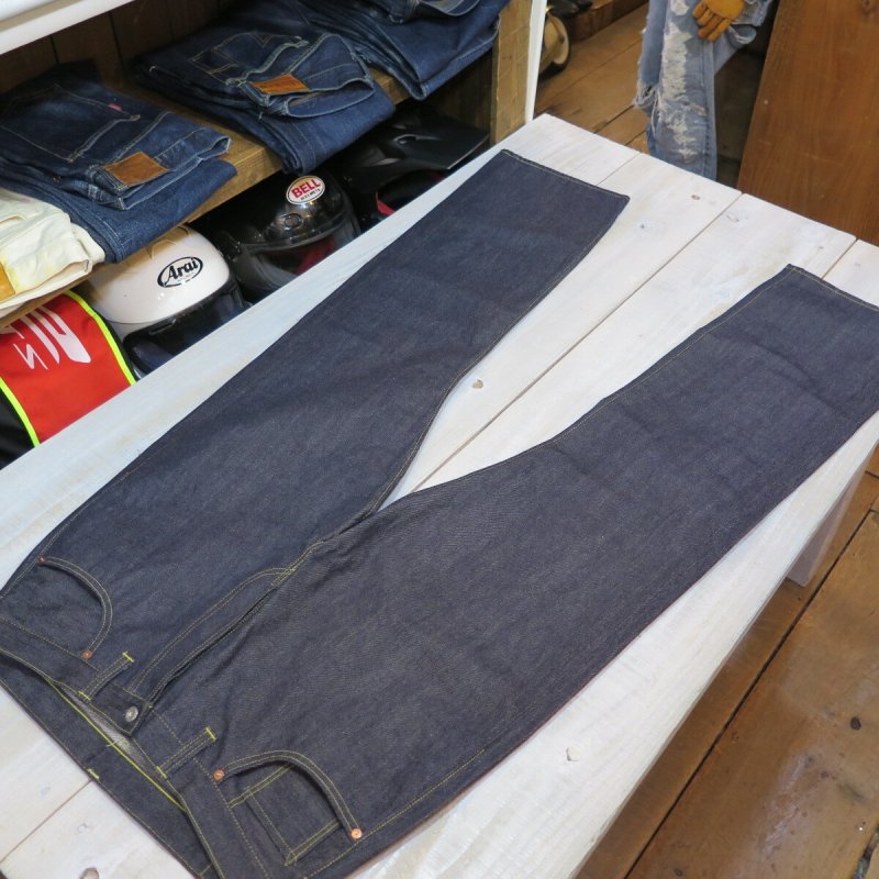 画像3: 【11月上がり予定】 ＝BIG SIZE＝ 【HIZUMI WWII】  S911XX 1940's model ”歪み”大戦モデル デニムパンツ ペンキステッチ/新大戦生地 日本製 (3)
