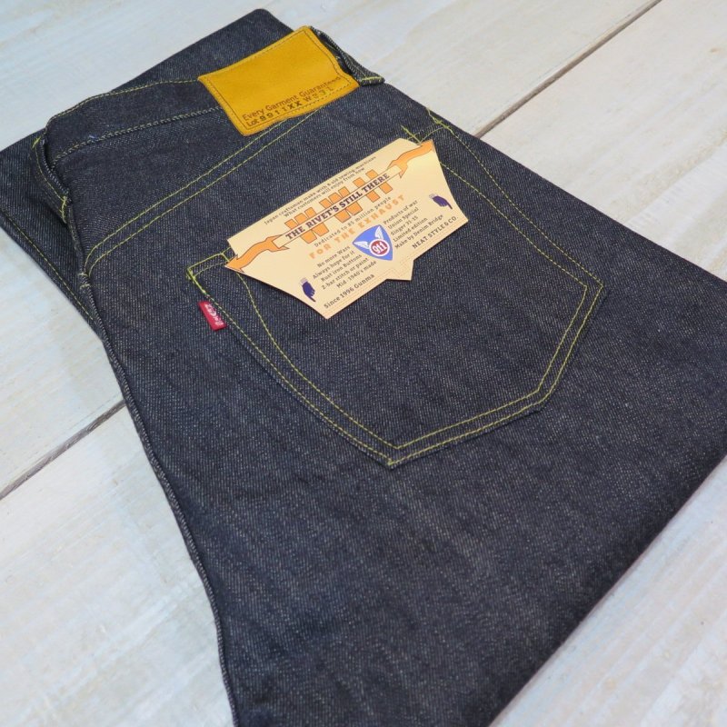 画像1: 【近日入荷】 【HIZUMI WWII】 S911XX 1940's model  ”歪み”大戦モデル デニムパンツ マーロンスリム マックイーンスリム ALL月桂樹ボタン 日本製 (1)