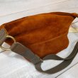 画像2: 【トロフィークロージング】  デイトリップバッグ ラフアウトレザー   TROPHY CLOTHING TR-B30   日本製【送料無料】 (2)